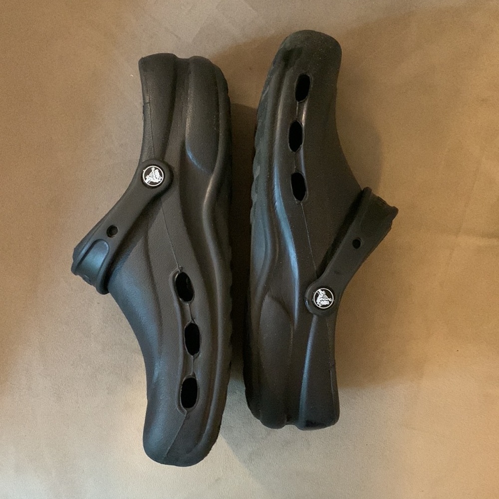 CROCS Classic Black Men’s Clog Sandals